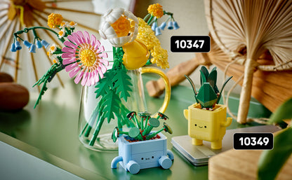 LEGO Botanicals Happy Plants - Juguete de construcción para niños, niñas y niños de 9 años en adelante, decoración de sala de juegos para escritorio o estante, regalo para cesta de Pascua, planta artificial de interior para jugar y exhibir - 10349