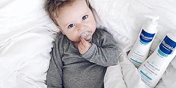 Mustela Set de regalo para la hora del baño para bebés, esenciales para el cuidado de la piel del bebé con aguacate natural, contiene loción corporal Hydra Bebe de 10.14 onzas líquidas y gel limpiador suave de 16.9 onzas líquidas, juego de 2 artículos