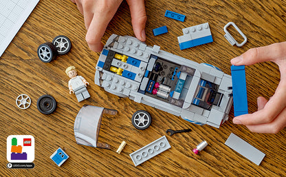 LEGO Speed Champions 2 Fast 2 Furious Nissan Skyline GT-R (R34) 76917 - kit de construcción de autos de carreras, coleccionable con minifigura Racer, juego 2023 para niños y niñas a partir de 9 años