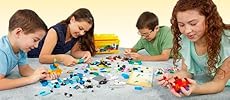 LEGO Classic Medium Creative Brick Box 10696 - Juego de bloques de construcción, con almacenamiento, incluye tren, automóvil y una figura de tigre, para personas de 4 a 99 años