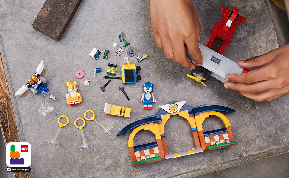 LEGO Sonic The Hedgehog Tails' Workshop and Tornado Plane 76991 - Juego de juguetes de construcción, juguete de avión con 4 figuras de Sonic y accesorios para juegos de rol creativos, regalo para