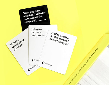 Cards Against Humanity: Edición familiar • A partir de 8 años • Un juego de fiesta para tu horrible familia
