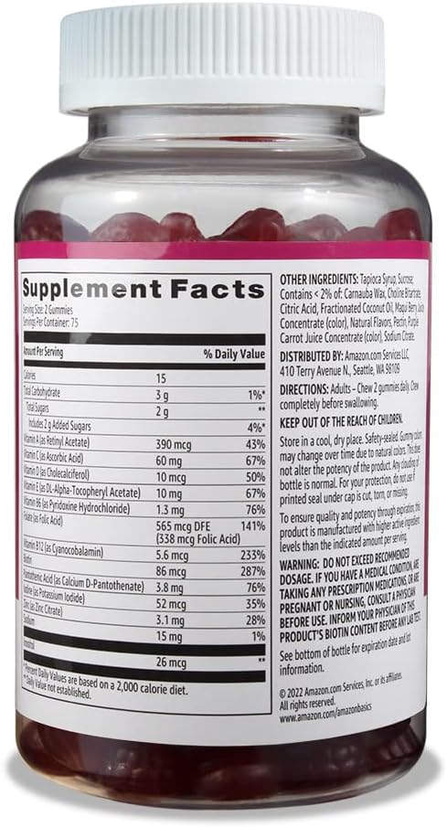 Amazon Basics Gomitas multivitamínicas para adultos, mezcla de baya...