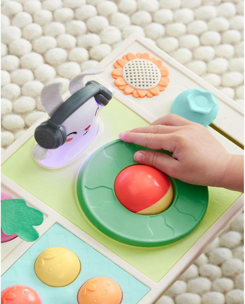 Skip Hop - Set de juguete musical para bebé DJ con luces, canciones, efectos de sonido y texturas suaves, Farmstand Let The Beet Drop Set de DJ
