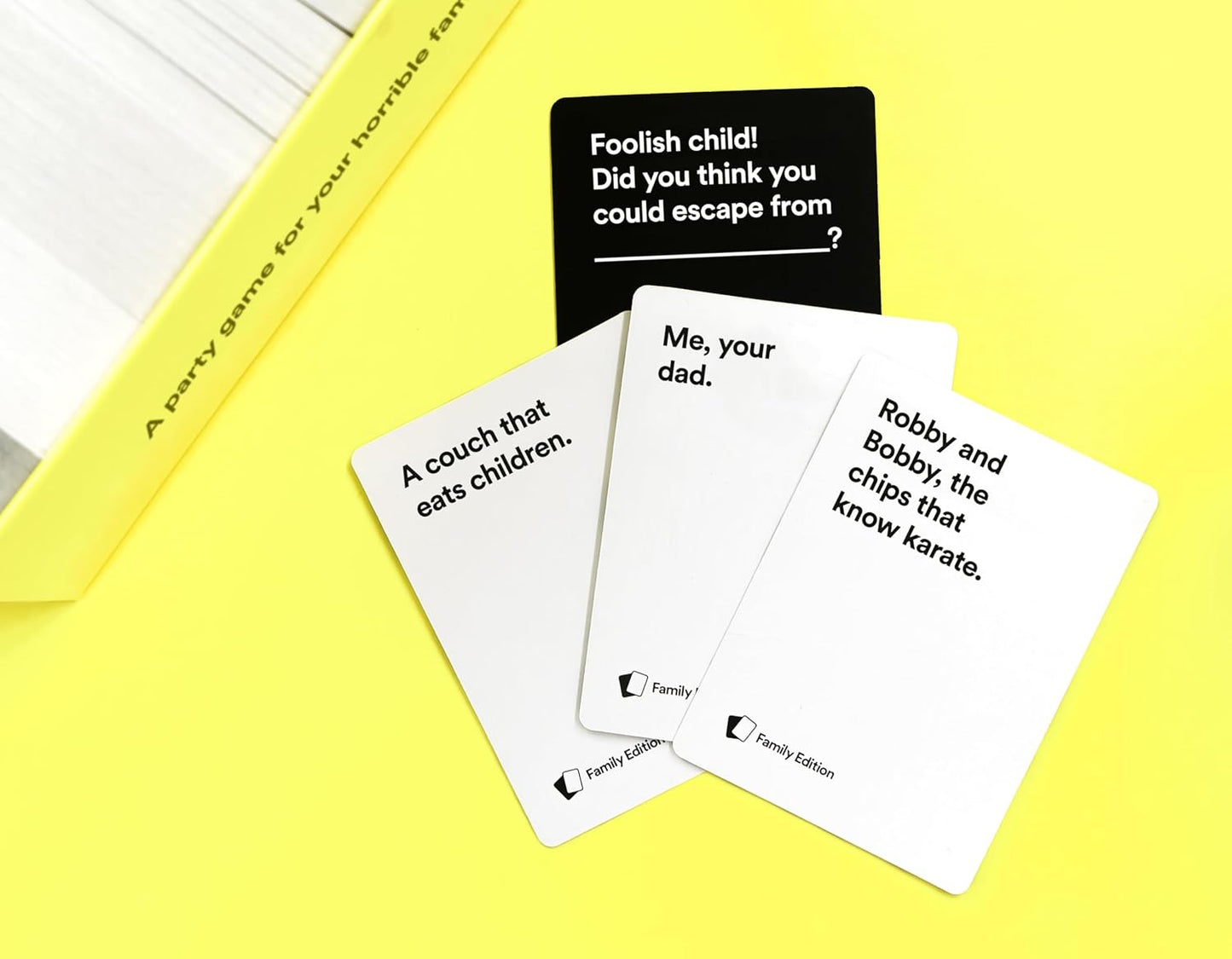 Cards Against Humanity: Edición familiar • A partir de 8 años • Un juego de fiesta para tu horrible familia