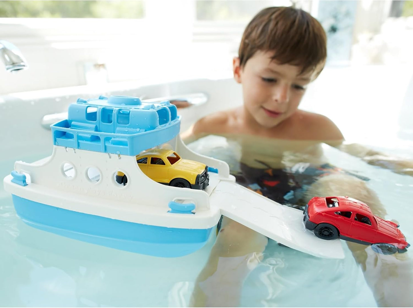 Green Toys Barco de ferry con mini coches de juguete para bañera, a...