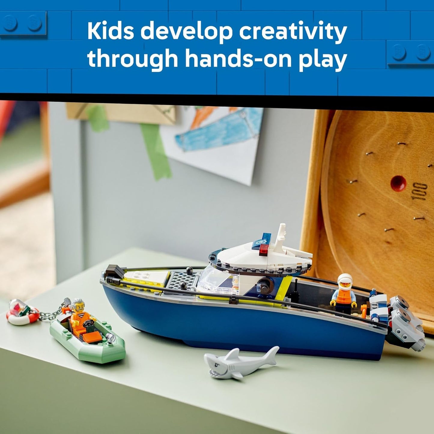 LEGO City Persecución de Barcos Policiales - Juguete de construcción para niños, juego de simulación para niños y niñas, a partir de 6 años, bloques de construcción con 2 juguetes de barcos flotantes
