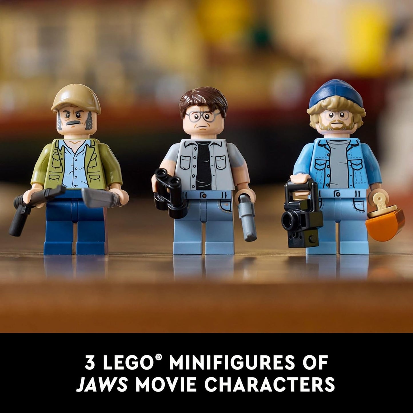 LEGO Ideas Jaws Set – Kit de diorama para fanáticos de la película clásica – Juguete de tiburón – Regalo de recuerdos de película para adultos – Incluye barco Orca y las minifiguras de Chief Brody