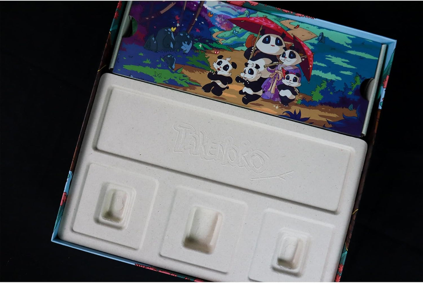 Juego de mesa Takenoko - Juego de estrategia del jardín de bambú con miniaturas de pandas, juego familiar divertido para niños y adultos, a partir de 8 años, 2-4 jugadores, tiempo de juego de 45