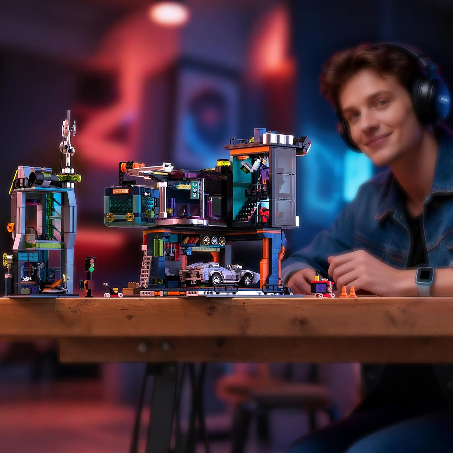 Cyber-Punk Mansion - Juego de bloques de construcción, 2098 piezas de neón para reparación de automóviles con automóvil deportivo de ciencia ficción, colección modular de vista de calle Cyber-Punk