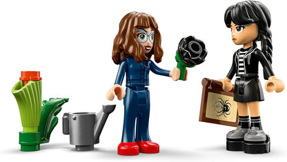LEGO Wednesday - Juguete de construcción de flores de dalia negra, juego de simulación para niñas y niños, a partir de 9 años, con Minidolls de Wednesday Addams y profesor, bloques de construcción