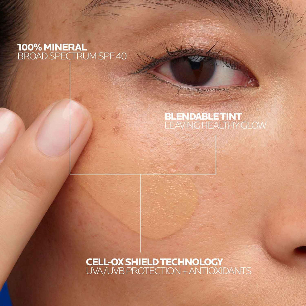 La Roche-Posay Anthelios Mineral Light Fluid Sunscreen for Face in...