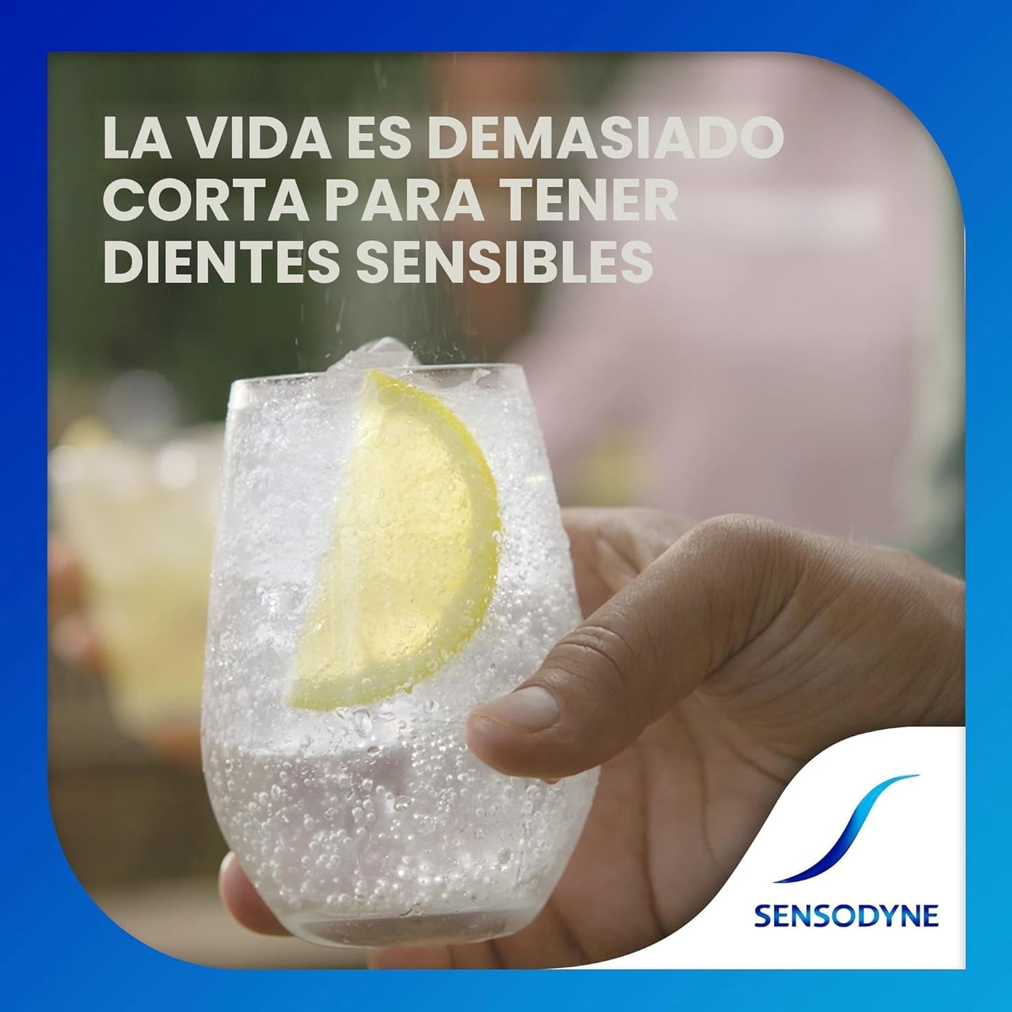 Sensodyne Repair & Protect - Pasta dental blanqueadora para dientes sensibles y prevención de caries, 3.4 onzas (paquete de 4)
