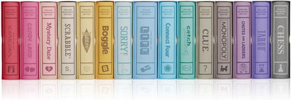 WS Game Company Colección de 15 juegos de mesa vintage para estanterías que incluyen Scrabble, Monopoly, Clue, Yahtzee, Chess, Boggle, Candy Land, Connect Four & Sorry! - Juegos familiares clásicos