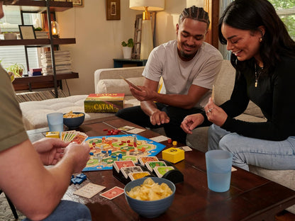 Catan - Juego de mesa (6ª edición) Intercambia, construye y estable...