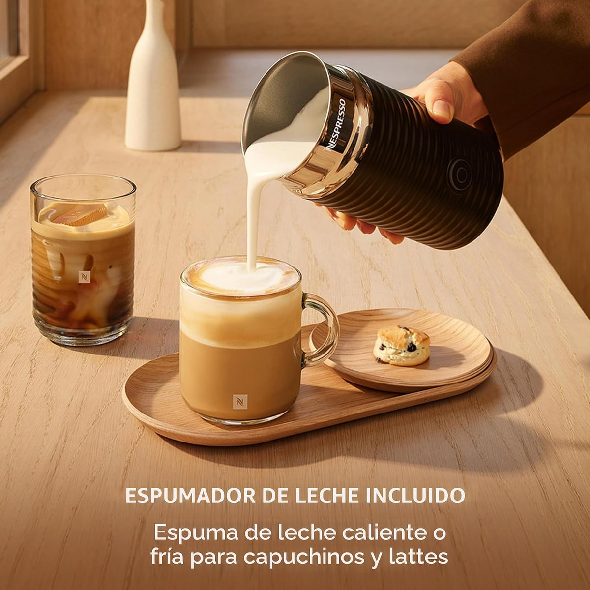 Máquina de café y espresso Nespresso Vertuo Next de Breville con es...