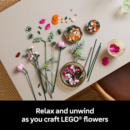 LEGO Botanicals Juego de Construcción de Ramo de Flores Rosas Bonitas para Adultos - Regalos para Aniversario para Mujeres y Hombres - Flores Artificiales para Decoración o Exhibición en Mesa - 10342