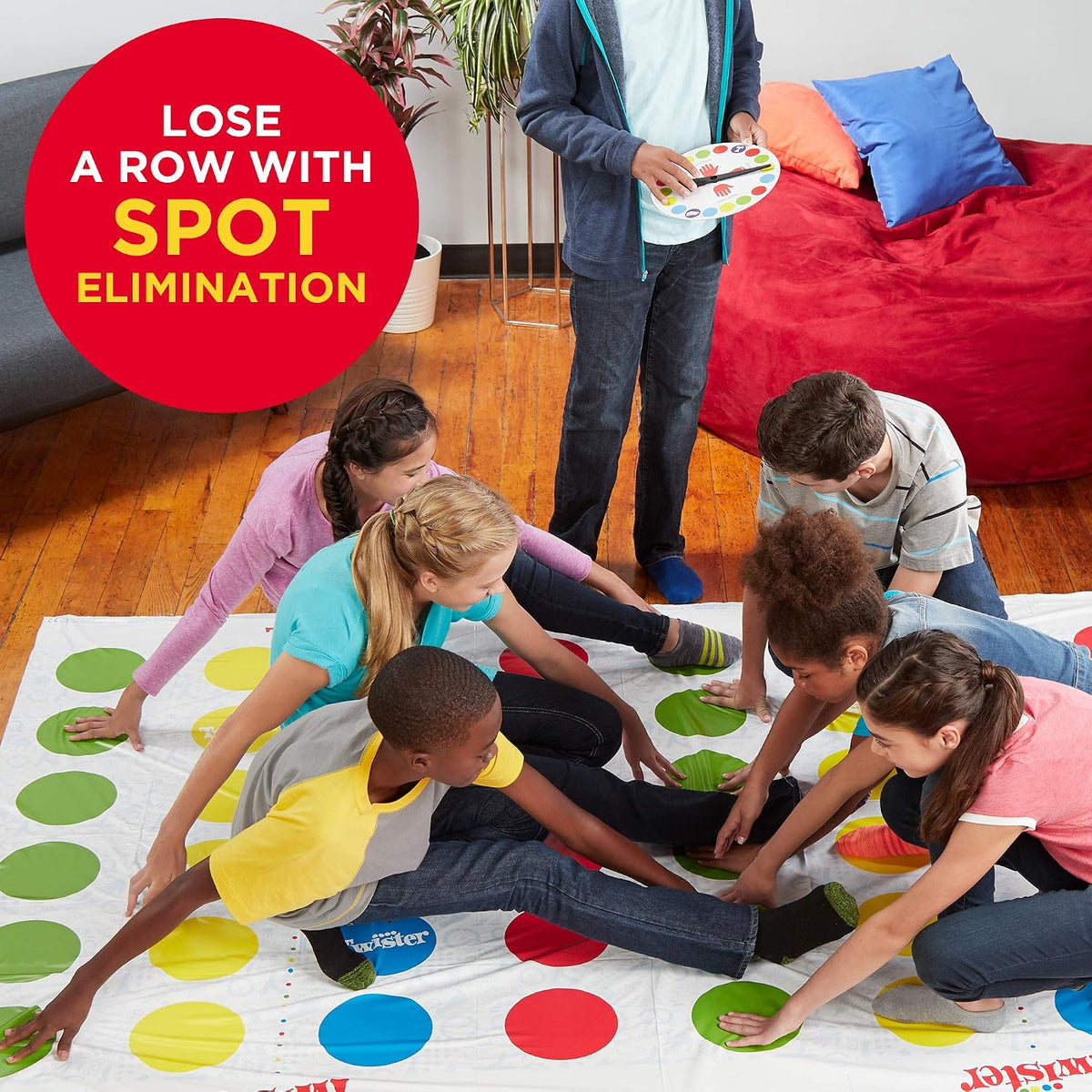 Hasbro Gaming Twister Ultimate: Tapete más grande, más puntos de co...