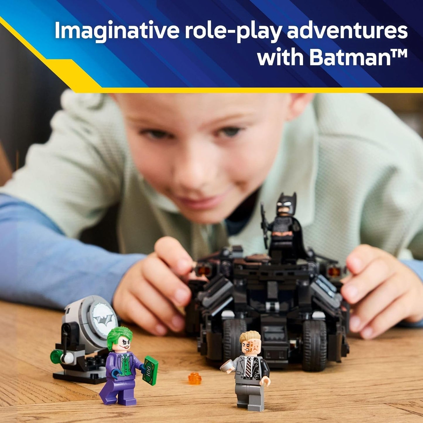 LEGO DC Batman Tumbler vs. Dos Caras y El Guasón Set de Construcción de Juguetes - Vehículo de Superhéroe Batmóvil de El Caballero de la Noche para Niños, Niños y Niñas, Edades 8+ - Idea de Regalo