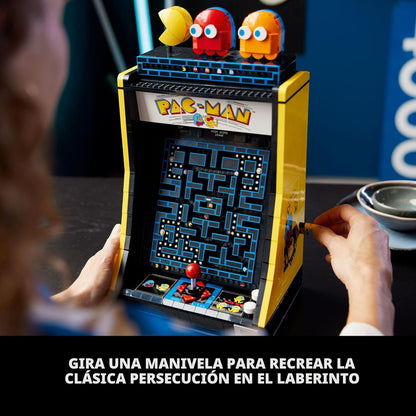 LEGO Icons PAC-Man Juegos de Construcción Arcade para Adultos - Decoración Coleccionable para Oficina, Estantería o Dormitorio - Regalos para Navidad, Hombres y Mujeres - Con Mango Móvil para Recrear