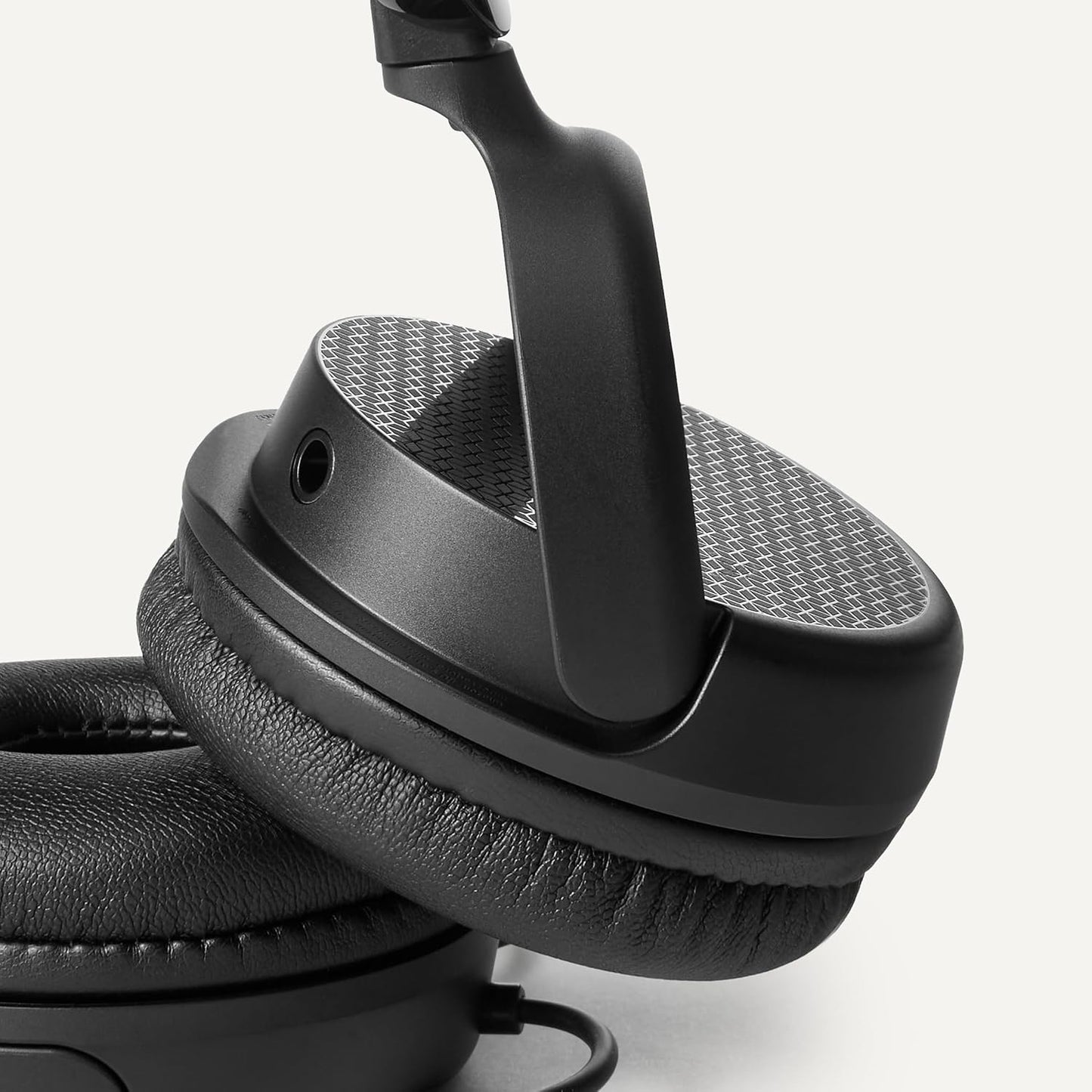 Amazon Basics Auriculares con cable para computadora con micrófono...