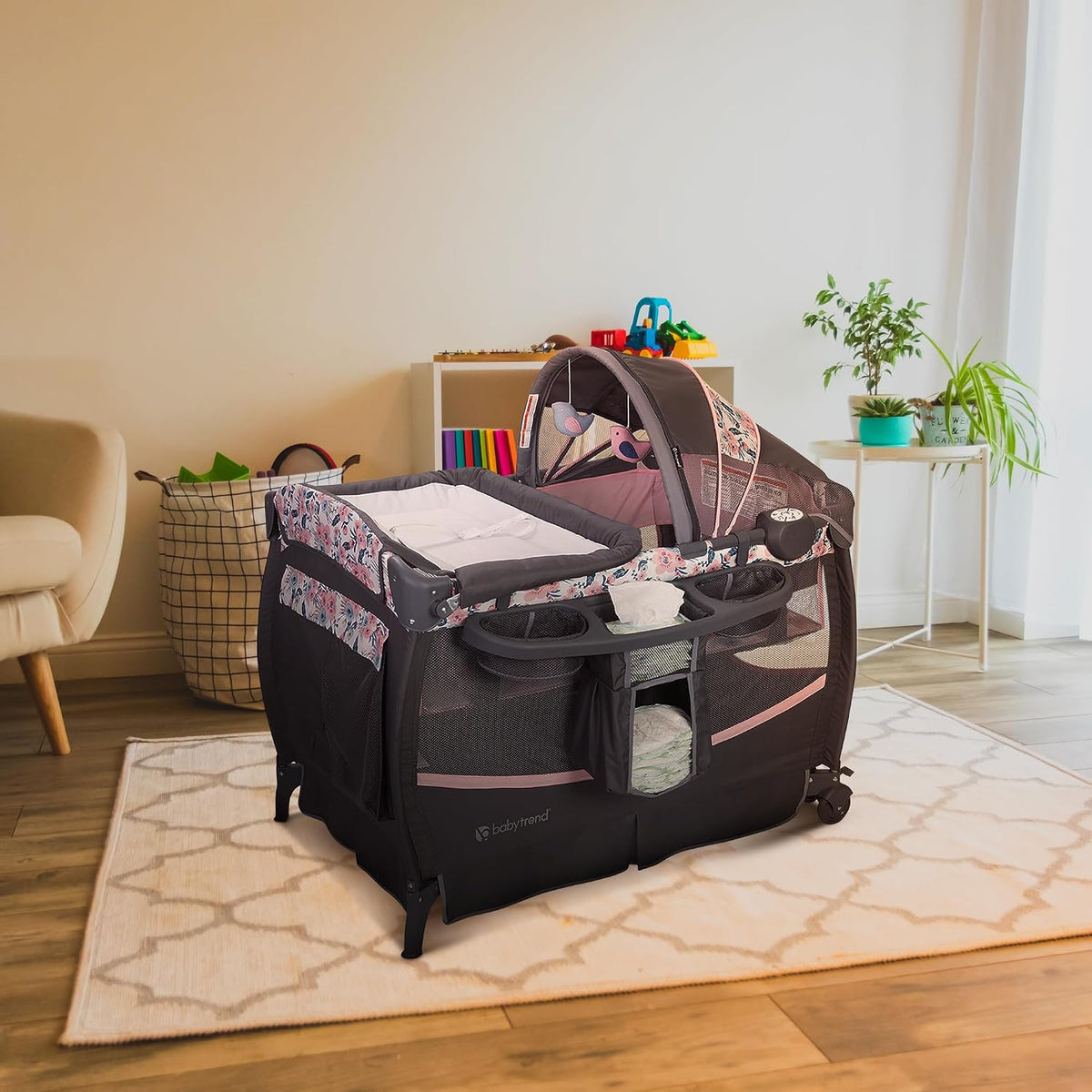 Baby Trend Deluxe II Nursery Center, Bluebell, 41x47x22 pulgadas (p...