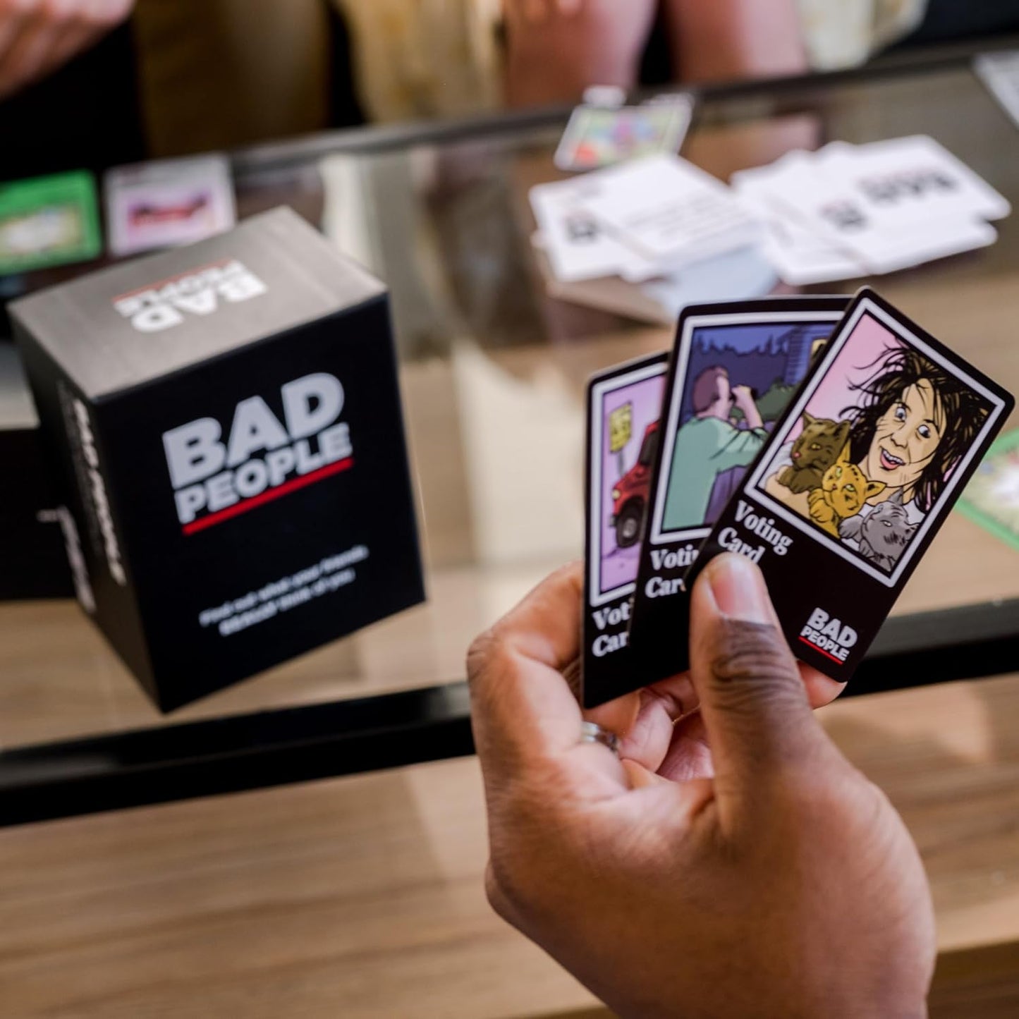 Juego de fiesta BAD PEOPLE + Set After Dark – Divertido juego de cartas para adultos para amigos y noche de juegos | Divertido juego de mesa para conversaciones y rompehielos para fiestas, prejuegos