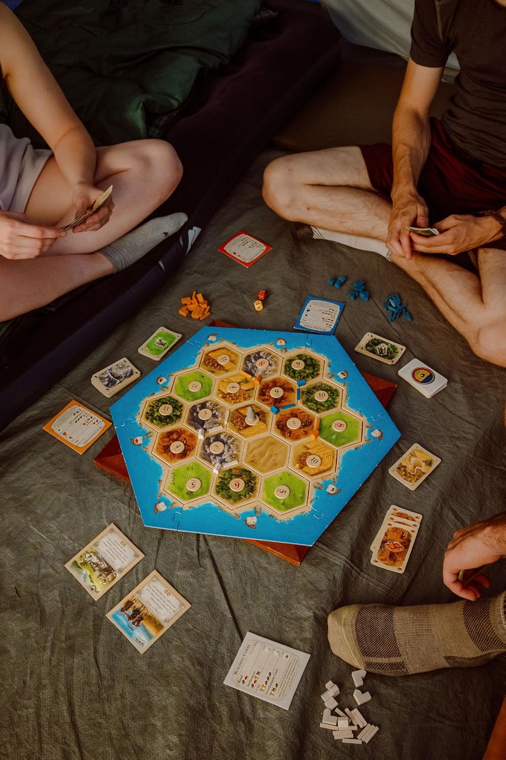 Juego de mesa CATAN - ¡Embárcate en un viaje de descubrimiento y co...