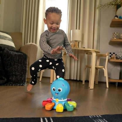 Baby Einstein Exploradores Oceánicos Go Opus Go juguete de aprendizaje de actividad de gateo y persecución 4 en 1, música y luces, para niños de 3 meses a 5 años