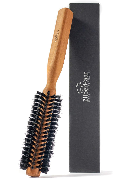 ZilberHaar - Cepillo redondo para cabello y barba Styler - Cerdas rígidas de jabalí de 1.3 pulgadas y mango de madera de perlado de 8.5 pulgadas - 222 tapones de cerdas - Cepillo de aseo de barba para hombres