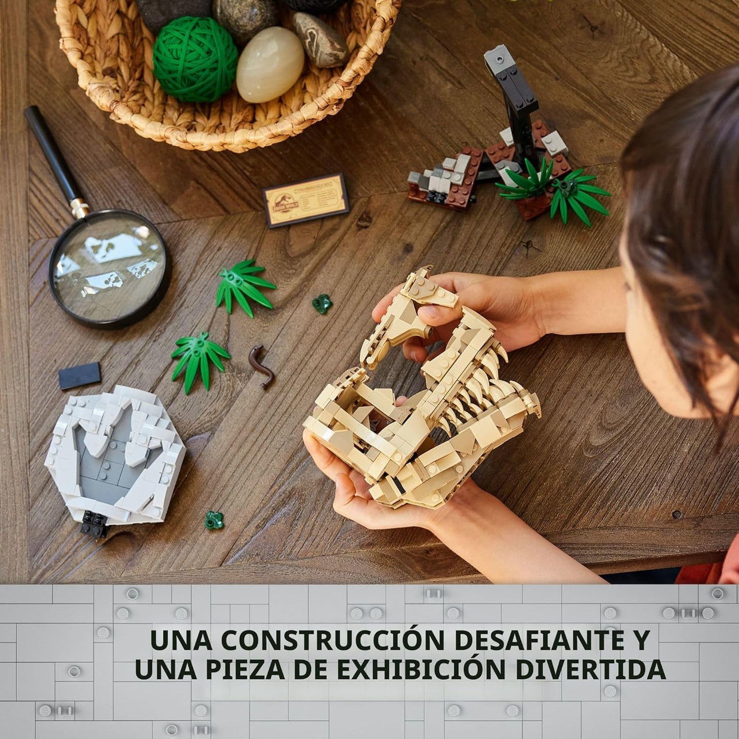 LEGO Jurassic World Fósiles de Dinosaurios: Cráneo de T Rex - Juguete de Construcción de Dinosaurio para Niños y Niñas, Edades 9+ Años - Regalo para Navidad - Exhibición para Dormitorio - 76964