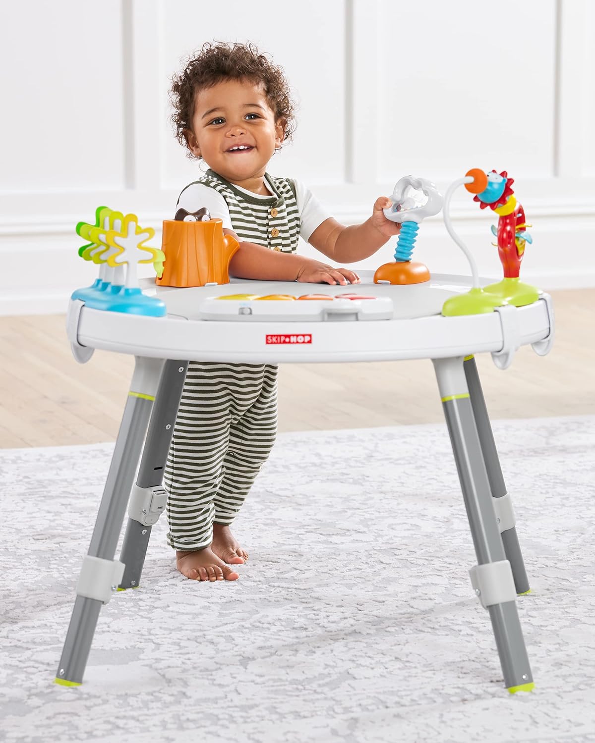 Centro de actividades Skip Hop para bebés, con tres estaciones, mul...