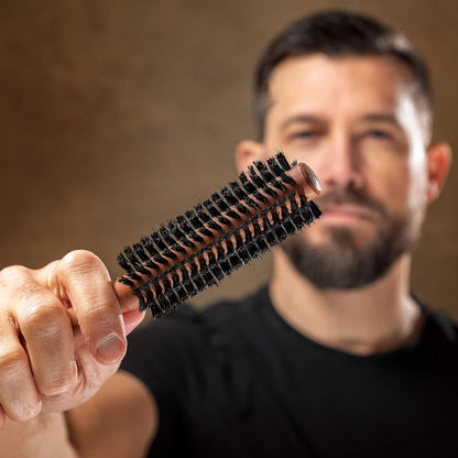 ZilberHaar - Cepillo redondo para cabello y barba Styler - Cerdas rígidas de jabalí de 1.3 pulgadas y mango de madera de perlado de 8.5 pulgadas - 222 tapones de cerdas - Cepillo de aseo de barba para hombres
