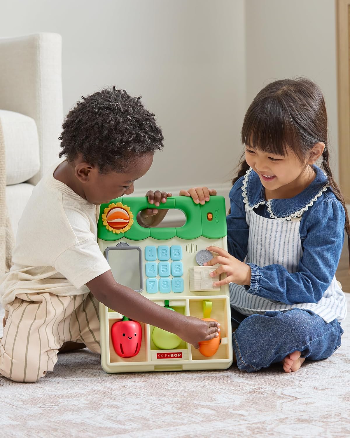 Skip Hop Andadera para bebé 5 en 1, convertible de sentarse a pararse, con luces, más de 50 actividades para el juego y desarrollo, canciones y sonidos, 3 alturas ajustables de manijas y control de