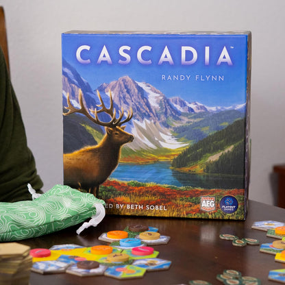 AEG y Flatout Games | Cascadia - Juego de mesa galardonado ambientado en el Noroeste del Pacífico | Fácil de aprender | Rápido de jugar | A partir de 10 años+