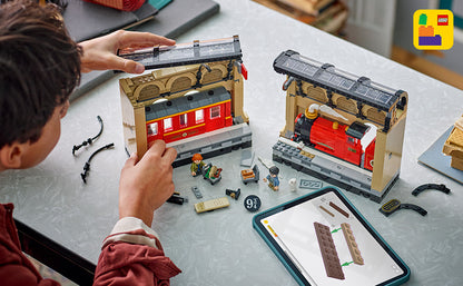 LEGO Harry Potter Book Nook: Hogwarts Express Building Set – Decoración de estante de dormitorio para niños, niñas y fanáticos, a partir de 10 años – Minifiguras coleccionables de Harry & Ron – Idea