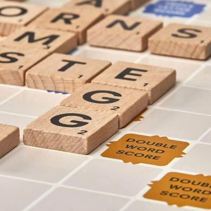 Hasbro Gaming Juego De Mesa Scrabble, Juegos Clásicos De Pal