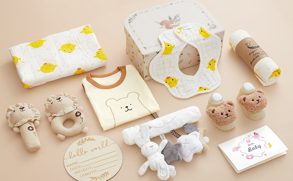 Golray 9 piezas Cestas de Regalo para Bebés Recién Nacidos para Niños y Niñas Baby Shower, 2 Sonajeros/Juguete Colgante de Asiento/Manta/Body/Babero/Calcetines 3D/Hito de Madera/Caja de Transporte