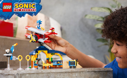 LEGO Sonic The Hedgehog Tails' Workshop and Tornado Plane 76991 - Juego de juguetes de construcción, juguete de avión con 4 figuras de Sonic y accesorios para juegos de rol creativos, regalo para