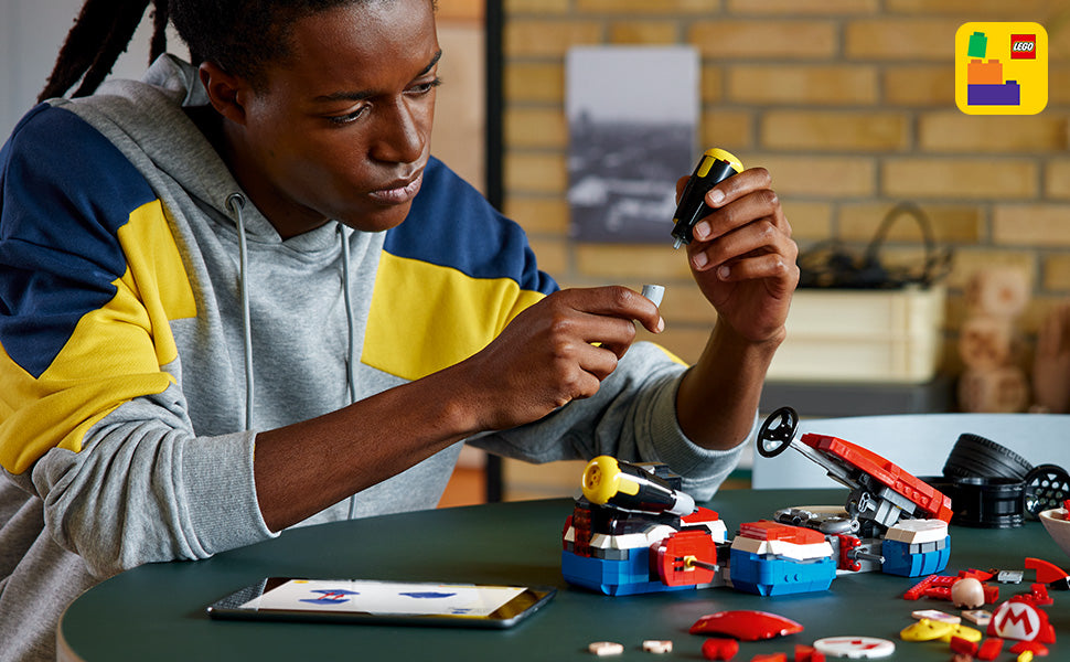 LEGO Super Mario: Mario Kart - Juego de construcción de Mario y kart estándar para adultos, estante de libros de bricolaje y decoración de habitación para hombres y mujeres, a partir de 18 años, idea