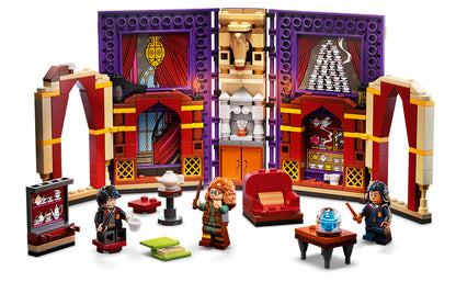 LEGO Harry Potter Hogwarts Moment: Divination Class 76396 Kit de construcción; juego coleccionable para el aula para mayores de 8 años (297 piezas)