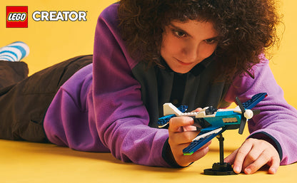LEGO Creator 3 en 1 Avión de Carrera de Aviones Juguete - Juguete de Construcción con 3 Opciones de Construcción, Avión, Avión de Caza o Helicóptero - Idea de Regalo para Niños, Niños y Niñas, Edades
